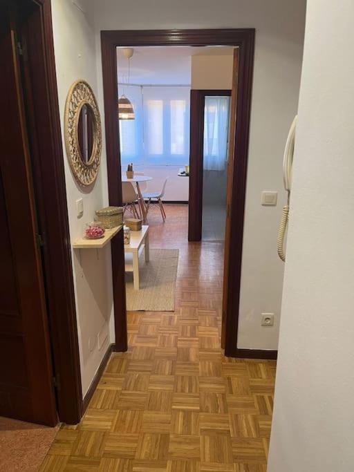 Acogedor Y Soleado Apartamento Recien Amueblado En Gijón Exteriér fotografie