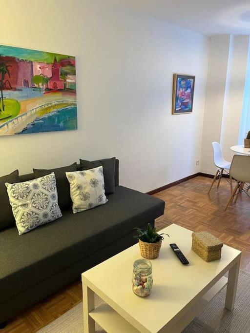 Acogedor Y Soleado Apartamento Recien Amueblado En Gijón Exteriér fotografie